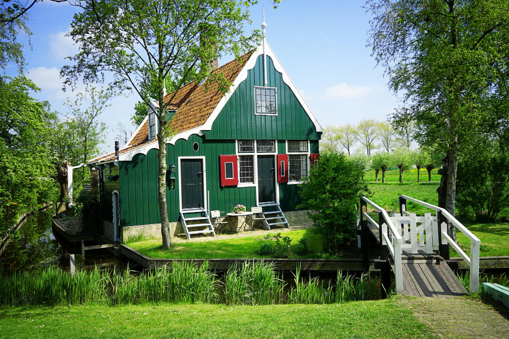 Barn Style Vacation Homes vs Traditional Cabins Which Is Better